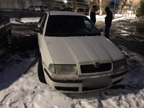 Вместо ремонта автомобиля у женщины похитили автомобиль