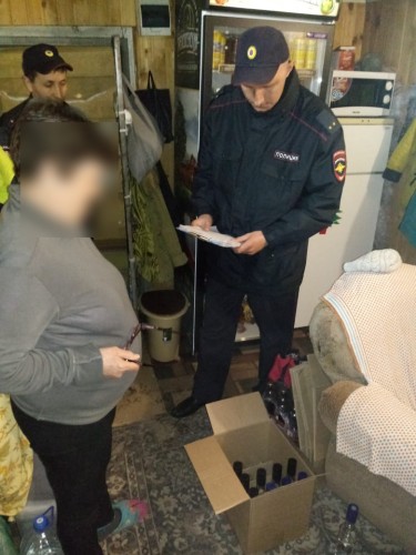 Участковые уполномоченные полиции Новотроицка пресекли незаконную продажу алкоголя и табака Участковые уполномоченные полиции Новотроицка пресекли незаконную продажу алкоголя и табака