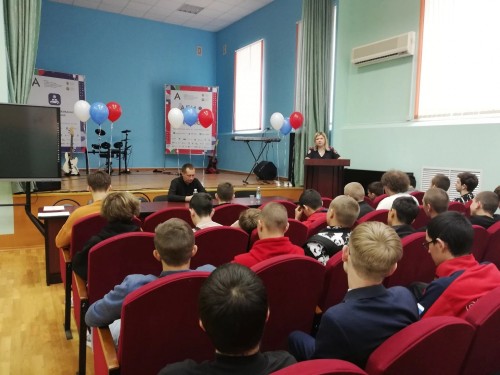 В Оренбурге сотрудники полиции провели мероприятие по профилактике экстремизма и терроризма в колледже В Оренбурге сотрудники полиции провели мероприятие по профилактике экстремизма и терроризма в колледже