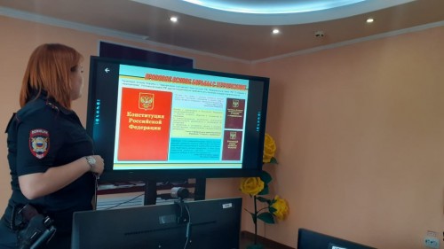 В Оренбургской области сотрудники полиции провели профилактическую акцию «Нет ненависти и вражде!». В Оренбургской области сотрудники полиции провели профилактическую акцию «Нет ненависти и вражде!».