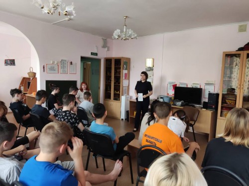 В рамках ОПМ «Защитим детей от насилия и разврата» сотрудники ОУУП и ПДН МУ МВД России «Орское» провели встречи с детьми В рамках ОПМ «Защитим детей от насилия и разврата» сотрудники ОУУП и ПДН МУ МВД России «Орское» провели встречи с детьми