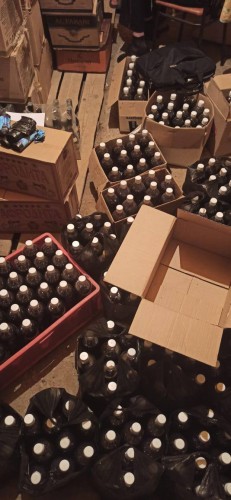 400 бутылок алкоголя изъяли полицейские в Соль-Илецке