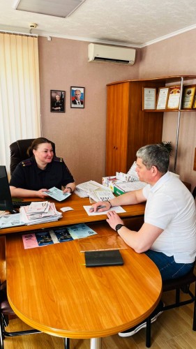 В Оренбурге член Общественного совета  при региональном УМВД проверил качество оказания госуслуг полицейскими