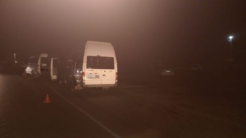 Сотрудники полиции Орска устанавливают обстоятельства ДТП, в котором пострадал пассажир