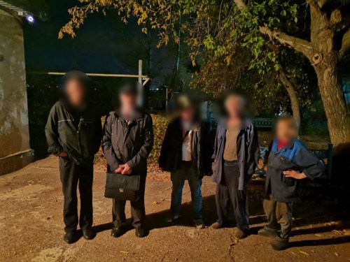 В Оренбургском районе полицейские задержали злоумышленника ударившего односельчанина топором по голове В Оренбургском районе полицейские задержали злоумышленника ударившего односельчанина топором по голове