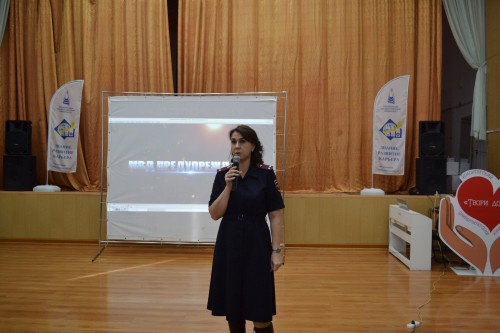 В Оренбурге сотрудники полиции и члены Общественного совета встретились со учащимися колледжа