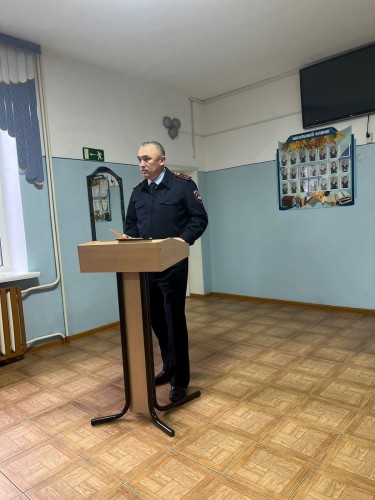 Сотрудниками полиции совместно с общественниками в рамках акции «Нет ненависти и вражде» проведена встреча с учащимися Первомайской ООШ