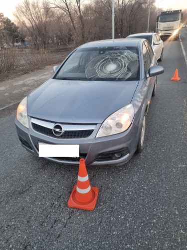 Сотрудники ГИБДД Оренбурга устанавливают обстоятельства наезда на пешехода Сотрудники ГИБДД Оренбурга устанавливают обстоятельства наезда на пешехода