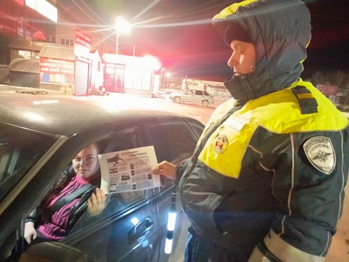 Сотрудники ОГИБДД ОМВД России по Саракташскому району проводят профилактические мероприятия Сотрудники ОГИБДД ОМВД России по Саракташскому району проводят профилактические мероприятия