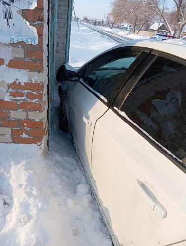 Полицейские Саракташа устанавливают обстоятельства ДТП, в котором пострадал водитель Полицейские Саракташа устанавливают обстоятельства ДТП, в котором пострадал водитель