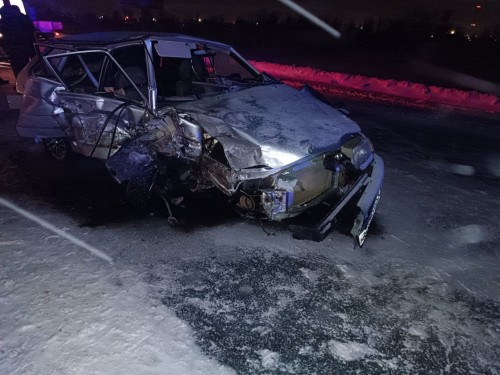 Октябрьские полицейские устанавливают обстоятельства ДТП, в котором получили травмы 4 человека Октябрьские полицейские устанавливают обстоятельства ДТП, в котором получили травмы 4 человека