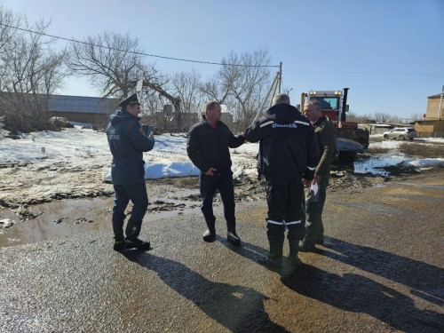 В Краснохолме возможна полная эвакуация в связи с паводком В Краснохолме возможна полная эвакуация в связи с паводком