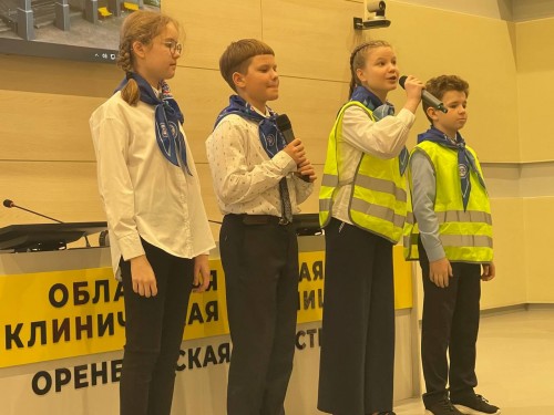 Сотрудники Госавтоинспекции Оренбурга провели профилактическое мероприятие в областной  детской клинической больнице