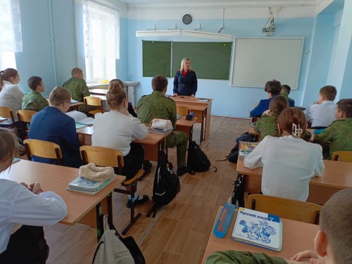 Полицейские Абдулино провели лекции для школьников, беседы с несовершеннолетними и родителями, направленные на профилактику деструктивных проявлений в подростковой среде Полицейские Абдулино провели лекции для школьников, беседы с несовершеннолетними и родителями, направленные на профилактику деструктивных проявлений в подростковой среде