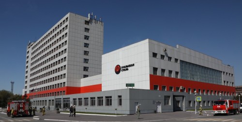 В ходе учений работники управления комбината «Уральская Сталь» продемонстрировали оперативность эвакуации В ходе учений работники управления комбината «Уральская Сталь» продемонстрировали оперативность эвакуации