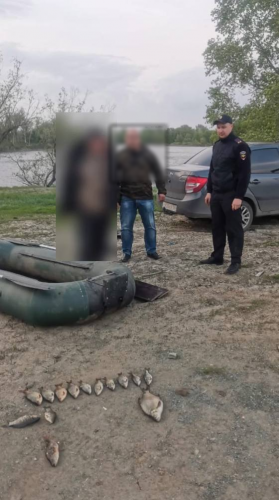 В Орске сотрудники полиции задержали браконьера, который ловил рыбу