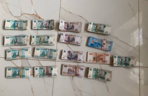 В Оренбуржье инспекторов автодорожного надзора подозревают в получении взяток на 10 млн рублей В Оренбуржье инспекторов автодорожного надзора подозревают в получении взяток на 10 млн рублей