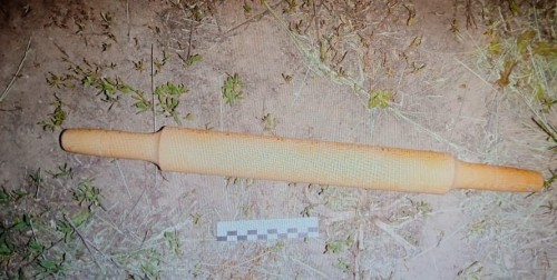 В Ташле полицейские задержали злоумышленника, избившего знакомую деревянной скалкой. В Ташле полицейские задержали злоумышленника, избившего знакомую деревянной скалкой.