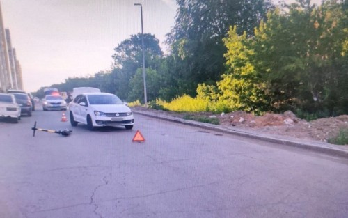 Сотрудники Госавтоинспекции Оренбурга устанавливают обстоятельства ДТП, в котором пострадал несовершеннолетний Сотрудники Госавтоинспекции Оренбурга устанавливают обстоятельства ДТП, в котором пострадал несовершеннолетний