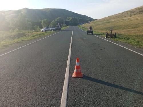 Сотрудники полиции Кувандыка устанавливают обстоятельства ДТП с пострадавшим водителем самоходного транспорта