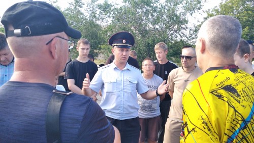 Заместитель начальника Госавтоинспекции МУ МВД России "Орское" провел встречу с мотоциклистами в городе Новотроицке