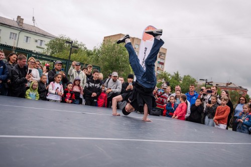 Комбинат «Уральская Сталь» и команда проекта #ВСЕНАСПОРТ.рф провели уникальный фестиваль «#НОВОТРОИЦКНАСПОРТЕ»