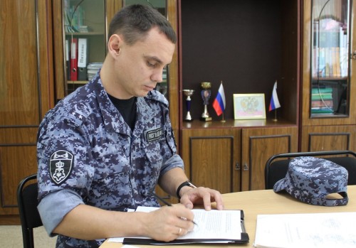 Росгвардейцы провели проверку школы на антитеррористическую защищенность Росгвардейцы провели проверку школы на антитеррористическую защищенность