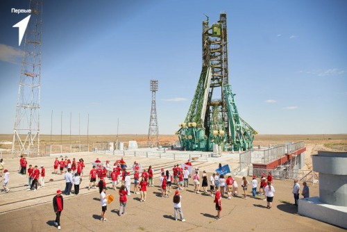 Оренбургская десятиклассница увидела запуск ракеты с космодрома Байконур Оренбургская десятиклассница увидела запуск ракеты с космодрома Байконур