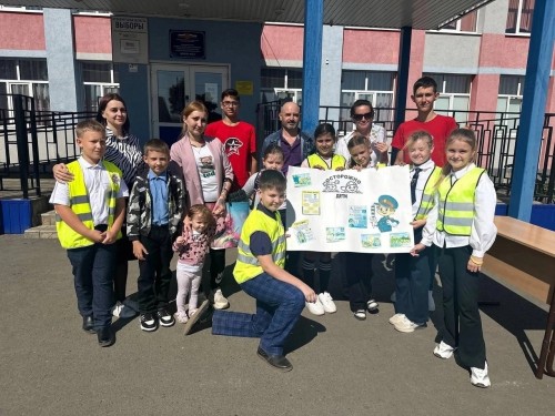 Юнармейцы Бузулука за безопасность на дороге Юнармейцы Бузулука за безопасность на дороге