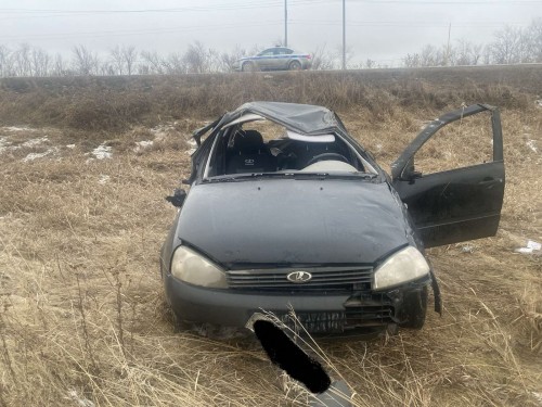 В Сакмаре водитель не справился с управлением и допустил опрокидывание