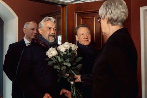 Цвета неба цветы: завершились съемки драмеди «ВИА "Васильки"» для Wink.ru и СТС