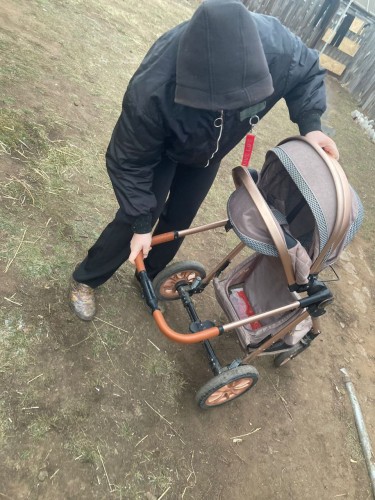 Сотрудниками полиции МО МВД России «Бузулукский» раскрыта кража детской коляски Сотрудниками полиции МО МВД России «Бузулукский» раскрыта кража детской коляски