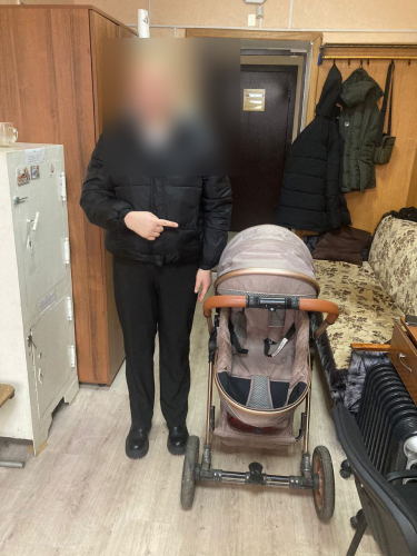 Сотрудниками полиции МО МВД России «Бузулукский» раскрыта кража детской коляски Сотрудниками полиции МО МВД России «Бузулукский» раскрыта кража детской коляски