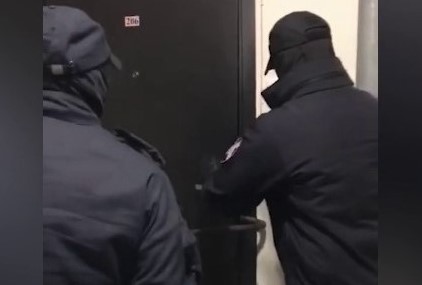   В Оренбурге при силовой поддержке ОМОН Росгвардии пресечена деятельность организованной преступной группы