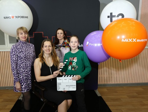 «Потому что мы — семья»: Стартовали открытые показы мини-фильмов второго сезона кинопроекта «Ростелекома» «Потому что мы — семья»: Стартовали открытые показы мини-фильмов второго сезона кинопроекта «Ростелекома»