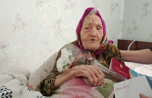 В Оренбуржье жительница Медногорска отметила вековой юбилей 