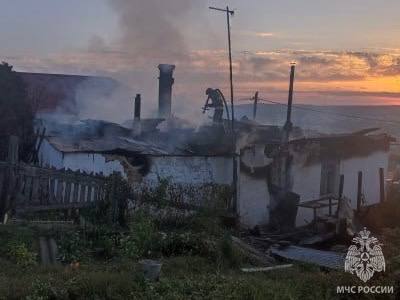 В Бугуруслане на пожаре погибли два человека