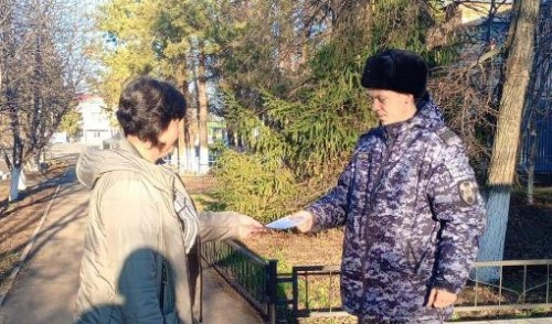 Росгвардейцы провели акцию «Безопасный Новый год» Росгвардейцы провели акцию «Безопасный Новый год»