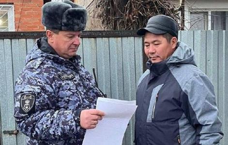 В рамках акции «Безопасный Новый год» росгвардейцы рассказали гражданам о том, как обезопасить свое имущество от преступных посягательств В рамках акции «Безопасный Новый год» росгвардейцы рассказали гражданам о том, как обезопасить свое имущество от преступных посягательств