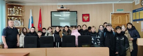 Отдел полиции Первомайского района открыл свои двери «Студенческому десанту»