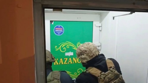 В Оренбуржье перед судом предстанет женщина, заперевшая в магазине сотрудников Роспотребнадзора