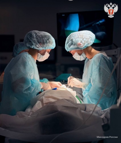 В Оренбурге хирурги успешно удалили огромную опухоль у 16-летней девушки В Оренбурге хирурги успешно удалили огромную опухоль у 16-летней девушки