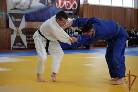 Сборная Управления Росгвардии по Оренбургской области заняла первое место в чемпионате по дзюдо