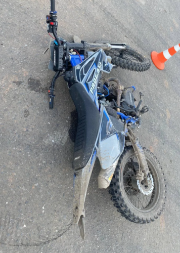 В Оренбурге перевернулся мотоциклист на питбайке