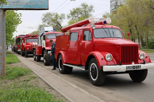  В День пожарной охраны в Оренбурге прошел традиционный автопробег
