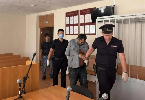 В Оренбуржье мужчина убил соседку штыковой лопатой