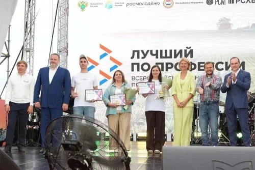 Сыродел из Оренбуржья стал серебряным призером всероссийского конкурса Сыродел из Оренбуржья стал серебряным призером всероссийского конкурса