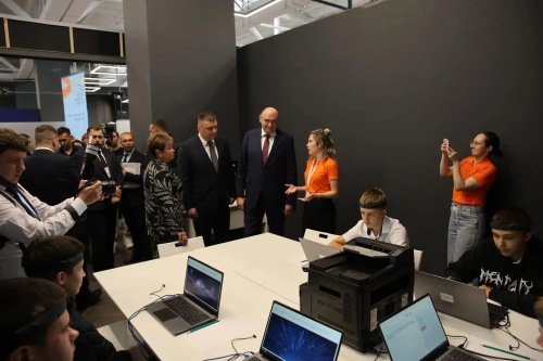 В Оренбуржье открылся форум труда «Живи и работай в Оренбуржье»