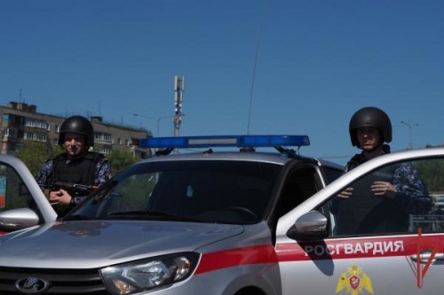 Росгвардейцы задержали двух женщин за хищение товара из магазина в Шарлыке