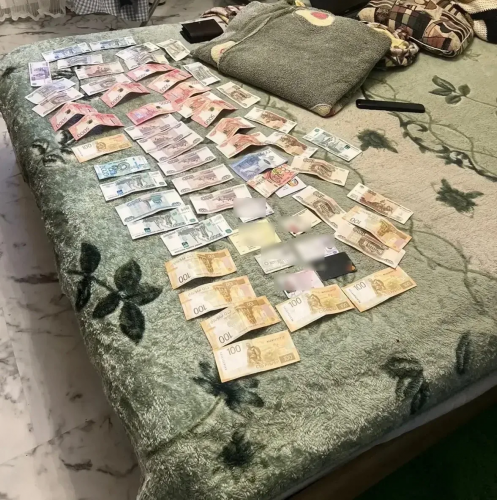 В Оренбургском районе задержан мужчина, присвоивший портмоне, оставленное в такси В Оренбургском районе задержан мужчина, присвоивший портмоне, оставленное в такси